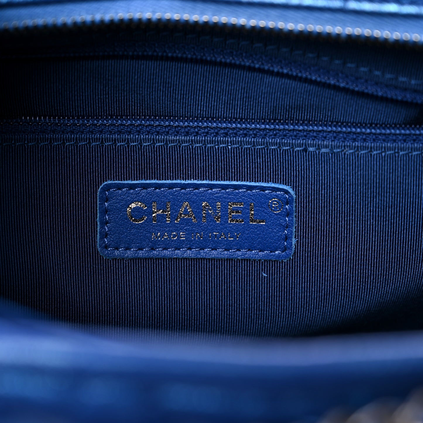 Metallic Aged Chevron Quilted Medium Gabrielle Hobo Blue