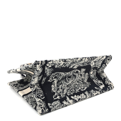 Christian Dior Canvas Embroidered Small Dioriviera Toile De Jouy Book Tote Blue 4 of 12