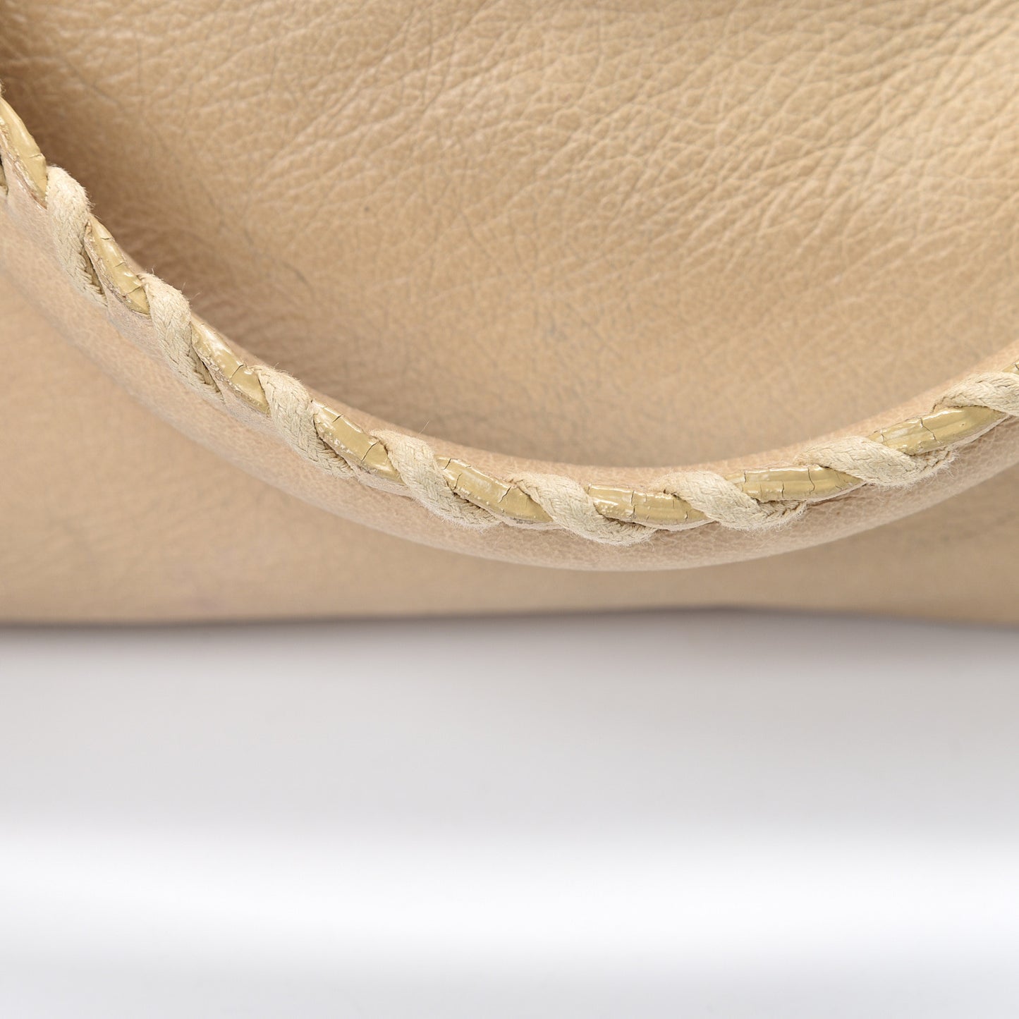Chevre Classic Hardware Twiggy Sahara