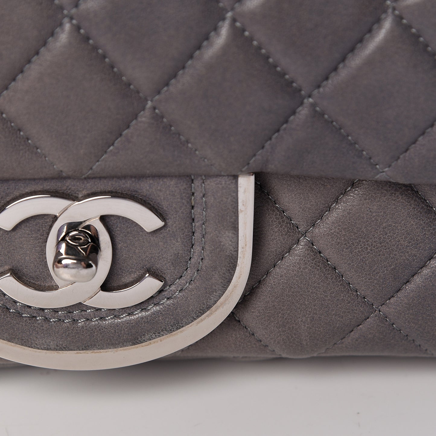 Lambskin Quilted Medium Double Flap Bijoux Chain Grey