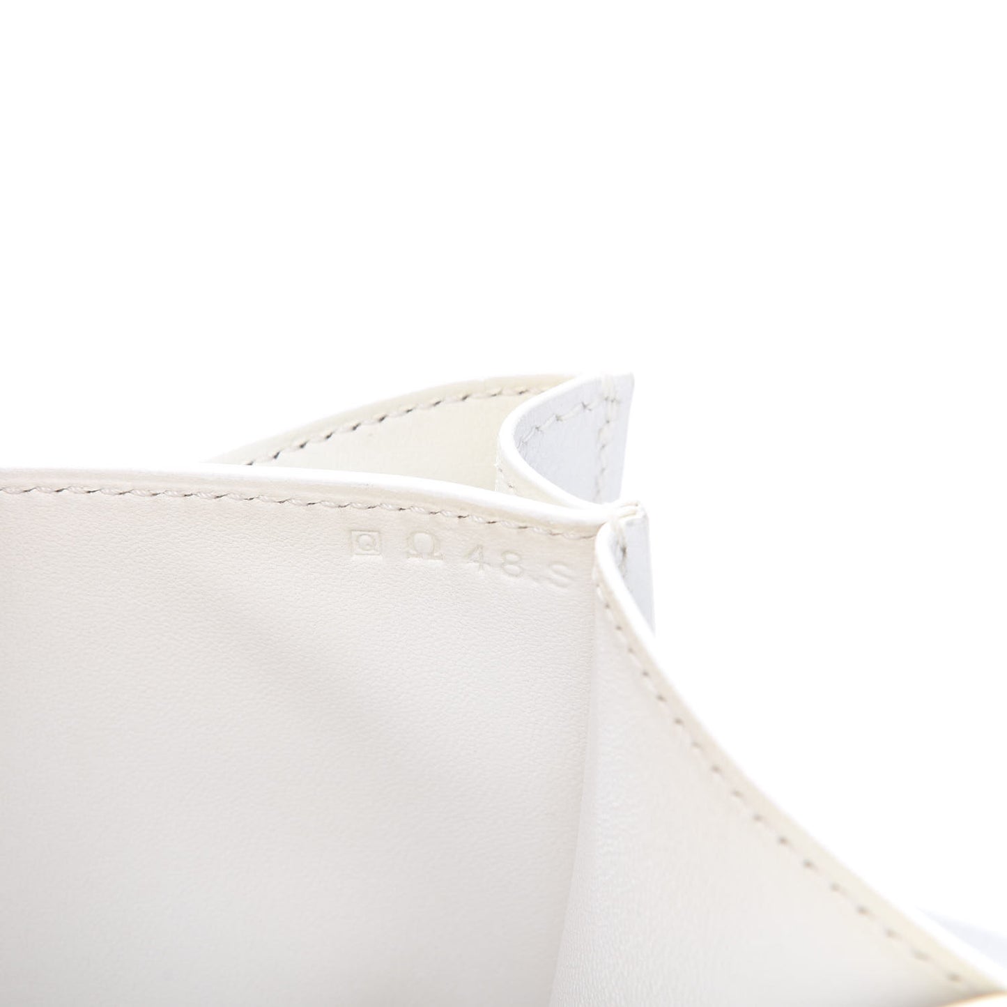 Epsom Constance Elan 25 White