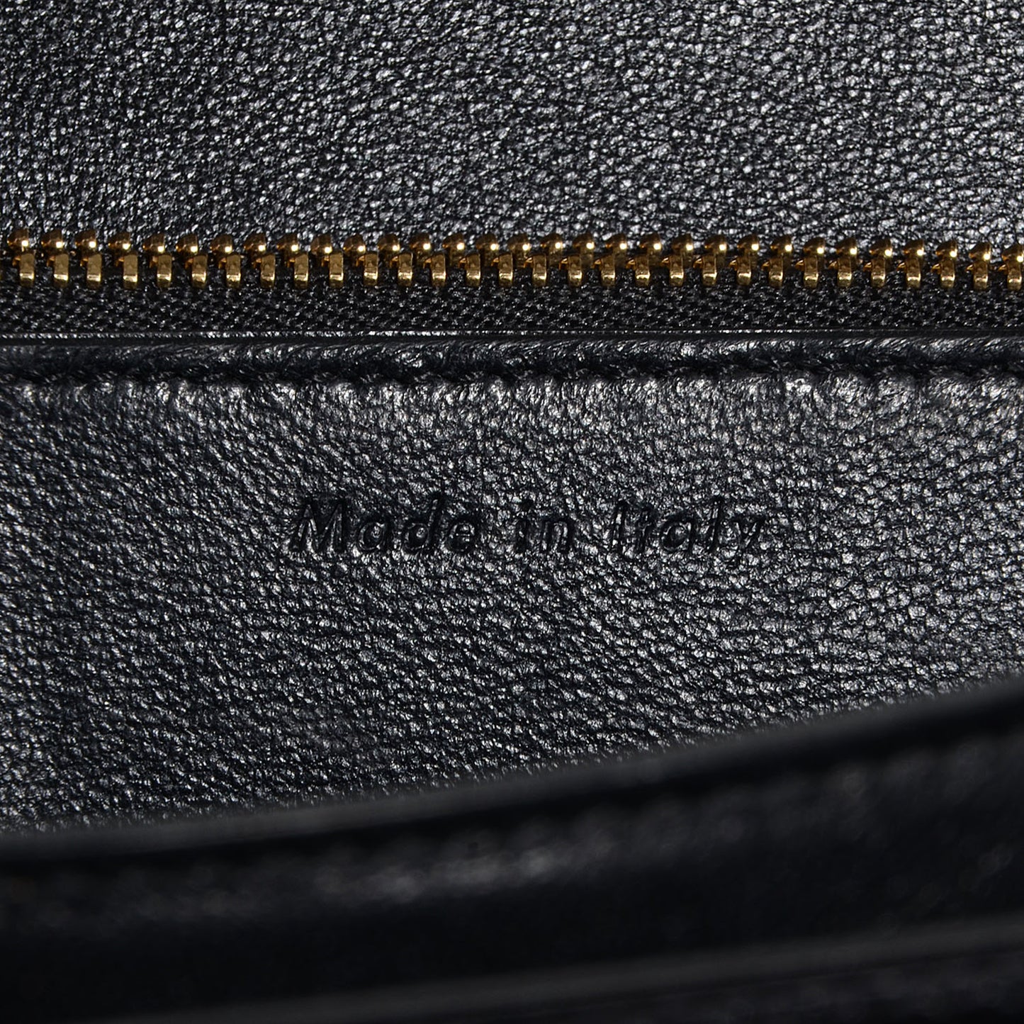 Box Calfskin Medium Classic Box Flap Bag Black