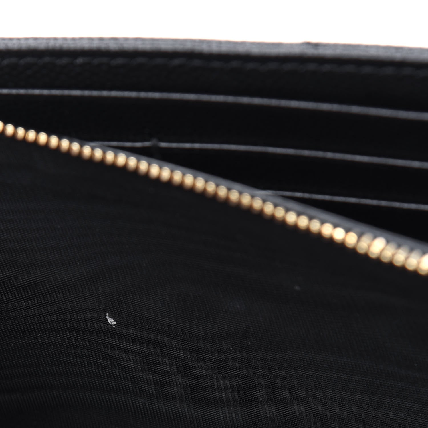 Saint Laurent Grain De Poudre Matelasse Chevron Monogram Chain Wallet Black 10 of 15