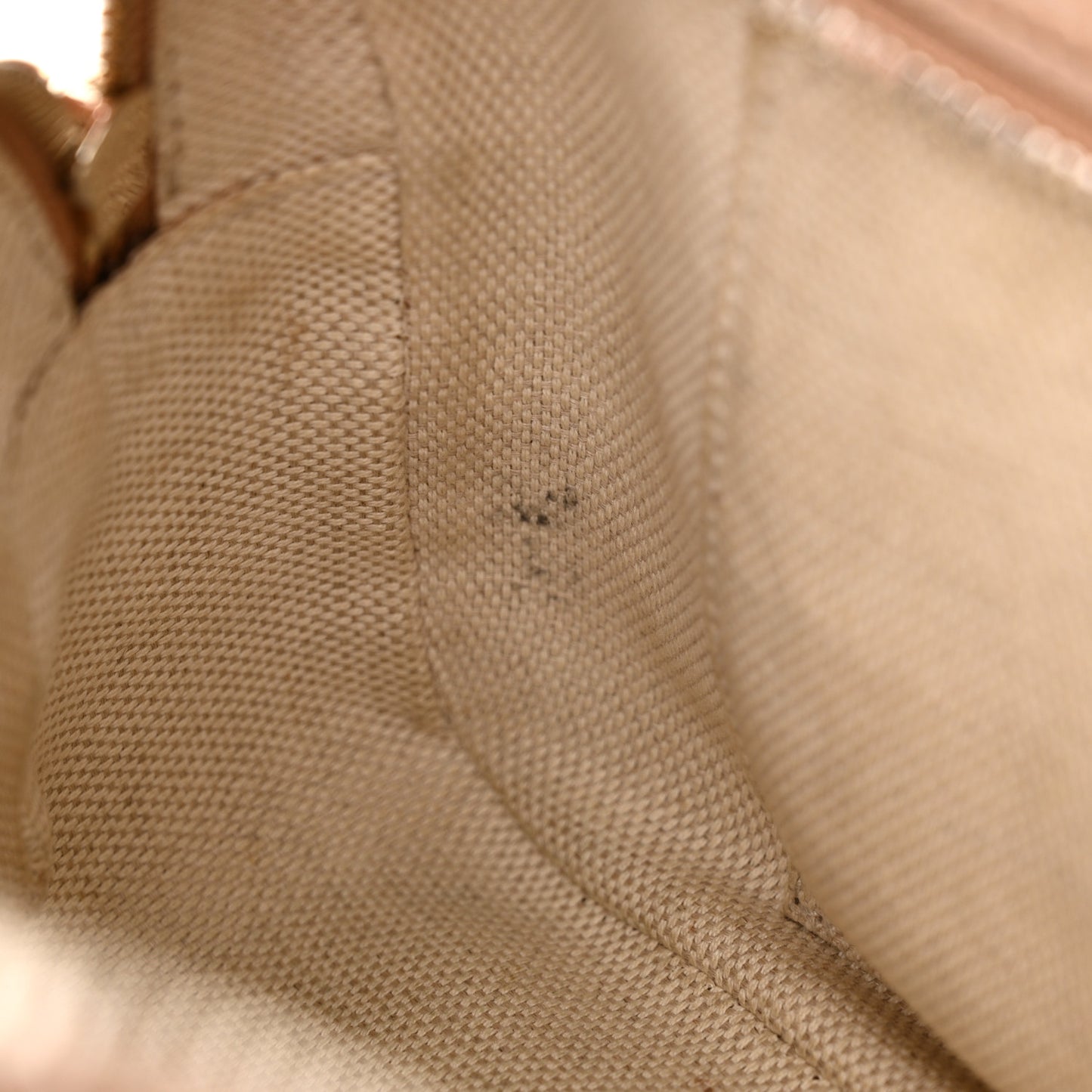 Pebbled Calfskin Small Soho Disco Bag Camelia