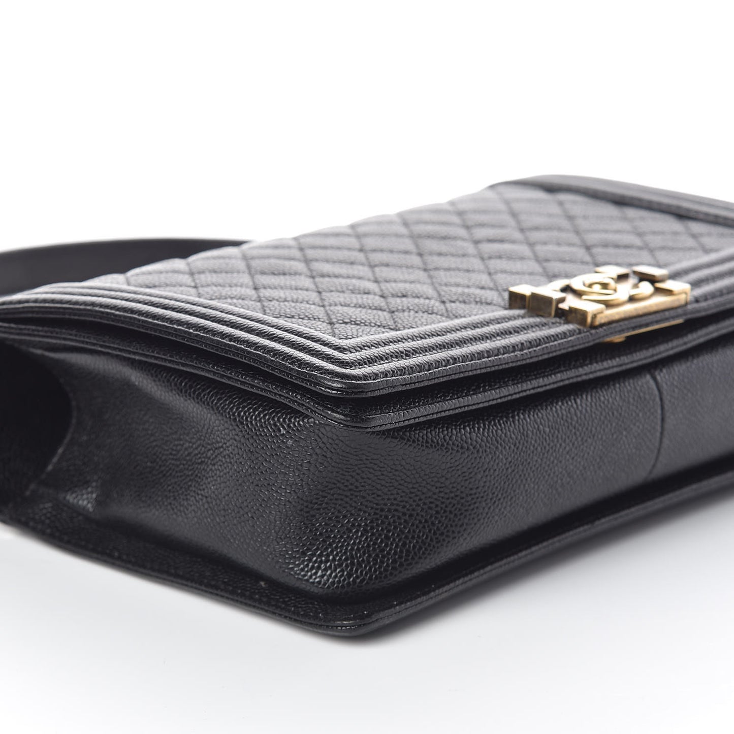 Caviar Quilted New Medium Boy Flap Black
