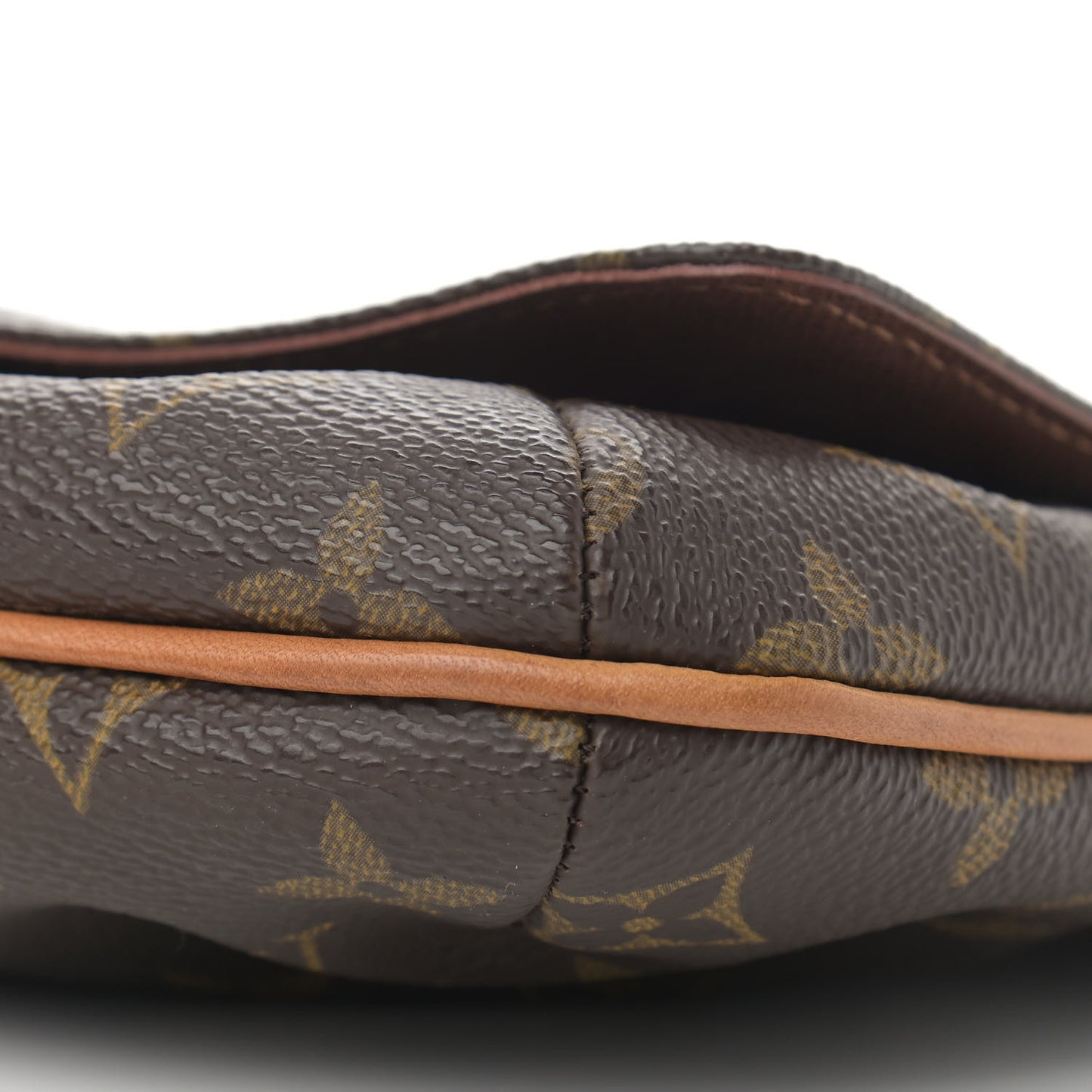 Monogram Musette Tango