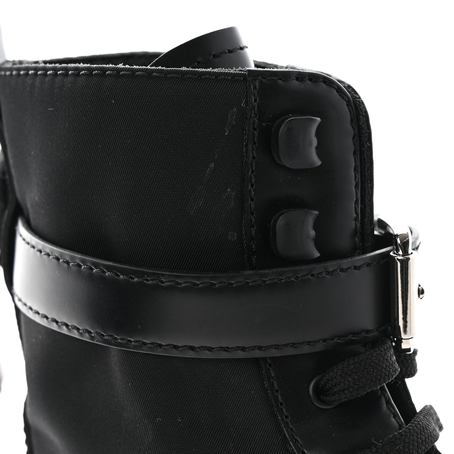Spazzolato Rois Re-Nylon Metal Triangle Logo Monolith Pouch Pocket 55mm Boots 36 Black