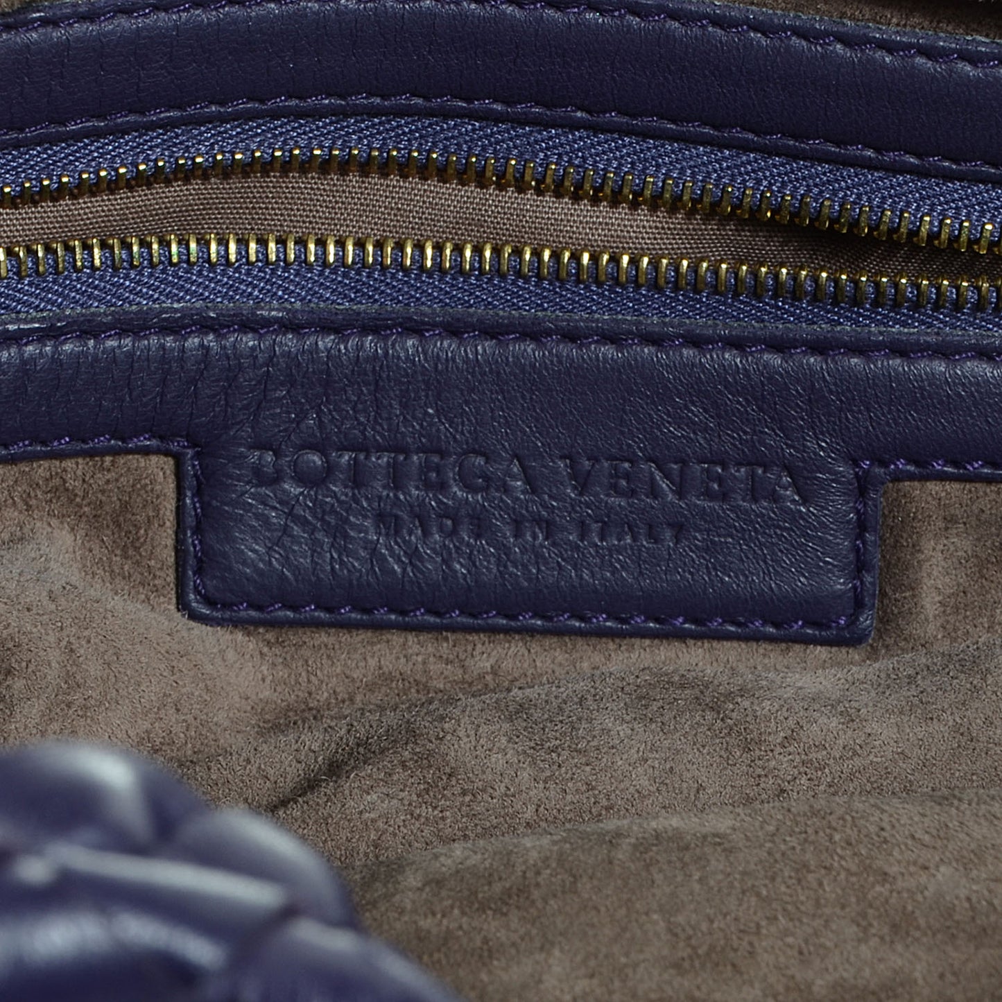 Nappa Intrecciato Pleated Large Veneta Hobo Turbolence