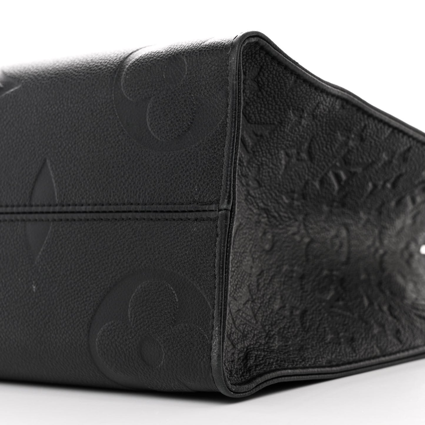 Empreinte Monogram Giant OnTheGo MM Black