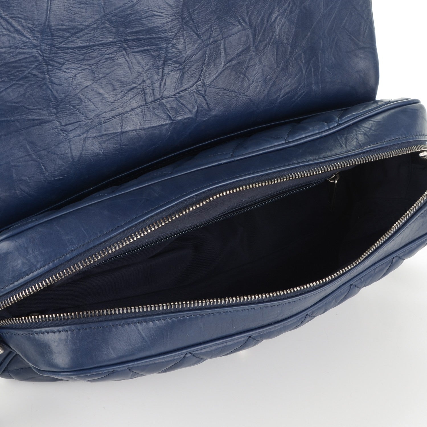Chanel Crumpled Calfskin Quilted Medium Casual Rock Flap Navy 5 of 7
