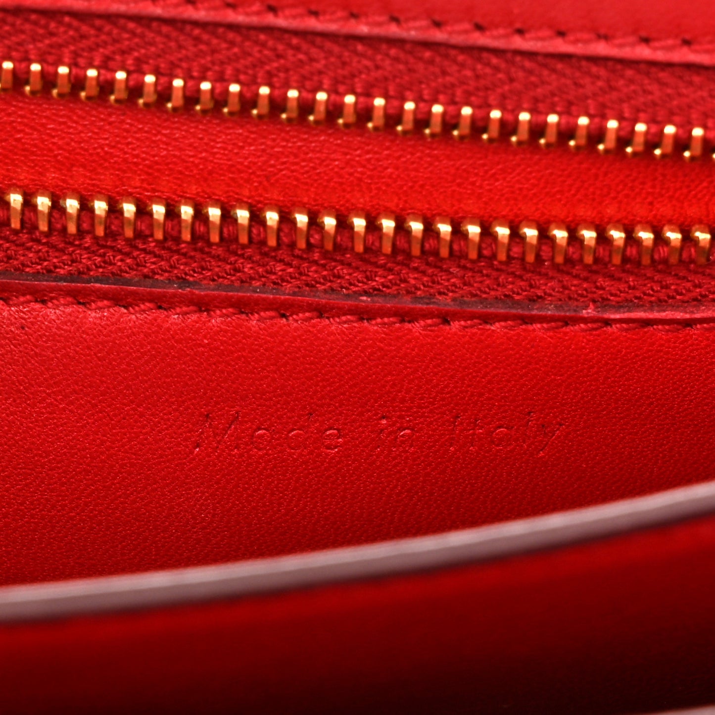 Box Calfskin Small Classic Box Flap Bag Red