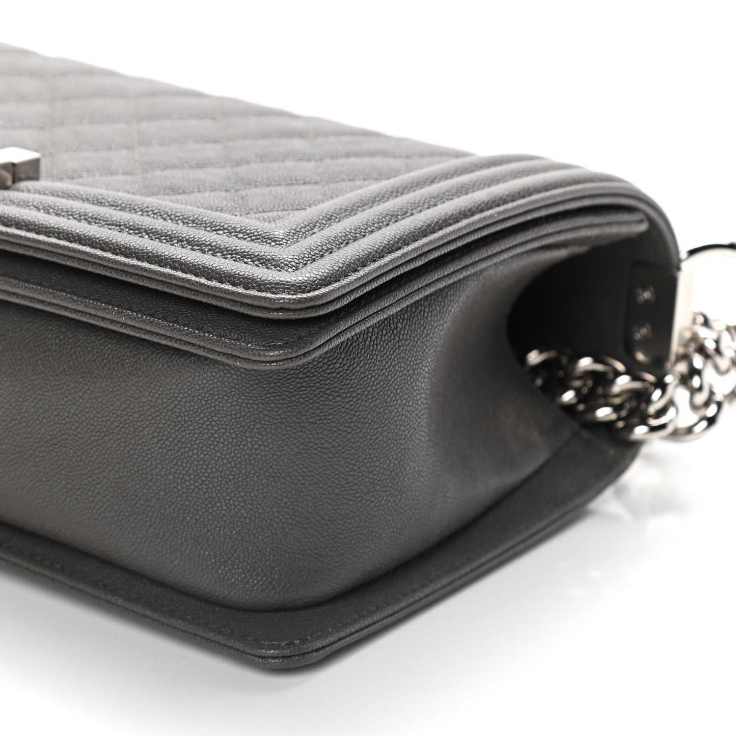 Caviar Quilted Medium Boy Flap Grey