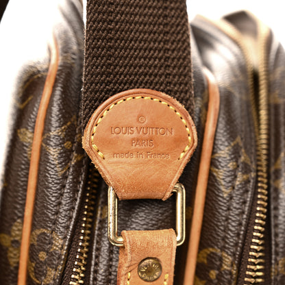 Louis Vuitton Monogram Reporter PM 7 of 15