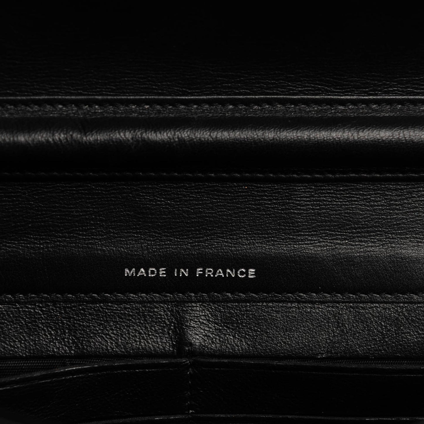Patent Quilted Brilliant Wallet On Chain WOC Black