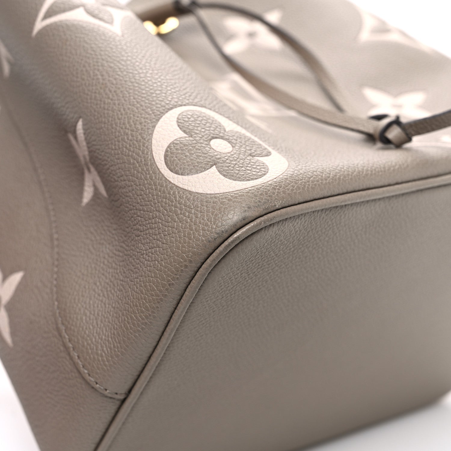 Louis Vuitton Empreinte Monogram Giant Neonoe MM Tourterelle Creme 11 of 11
