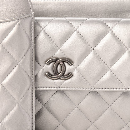 Chanel Metallic Lambskin Quilted Clutch With Chain Silver 10 of 12