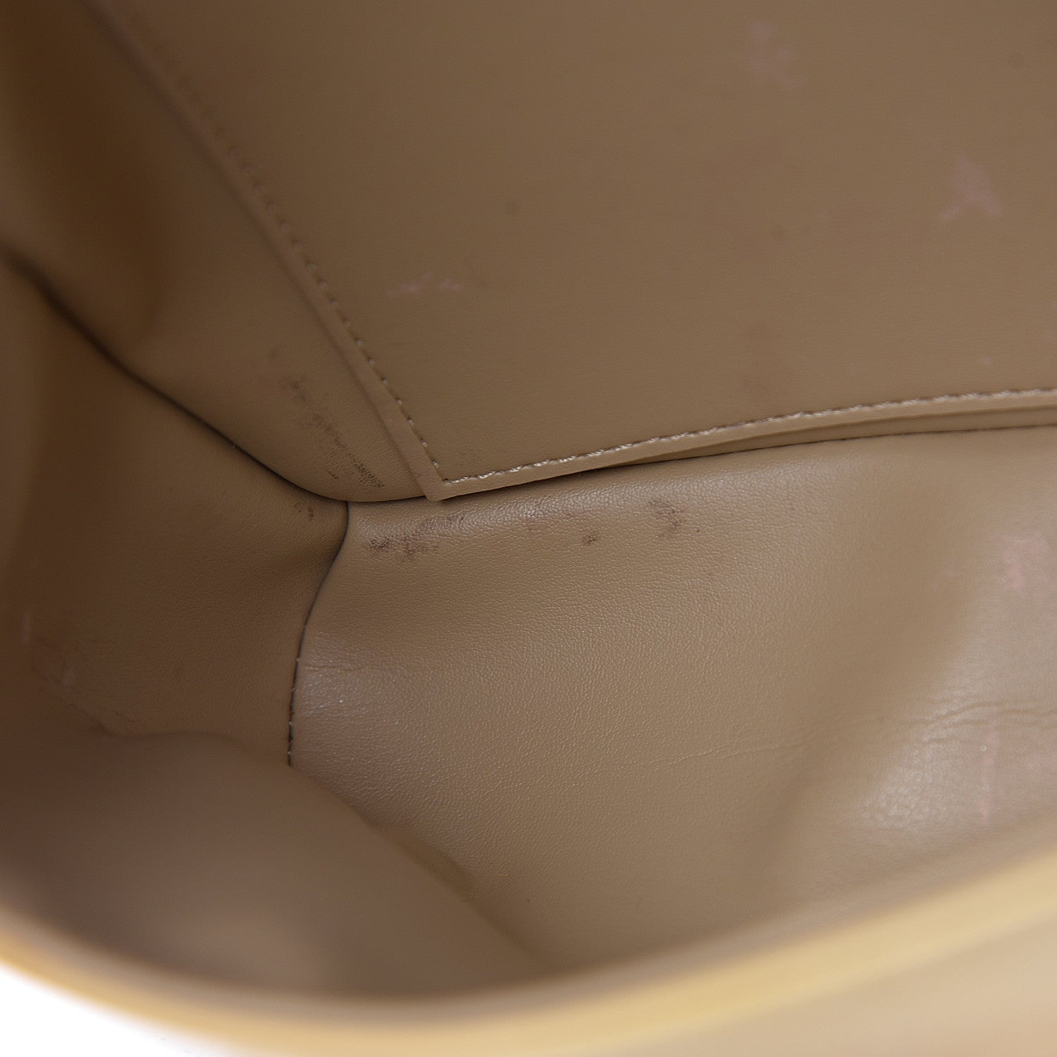Louis Vuitton Vernis Thompson Street Beige 10 of 22