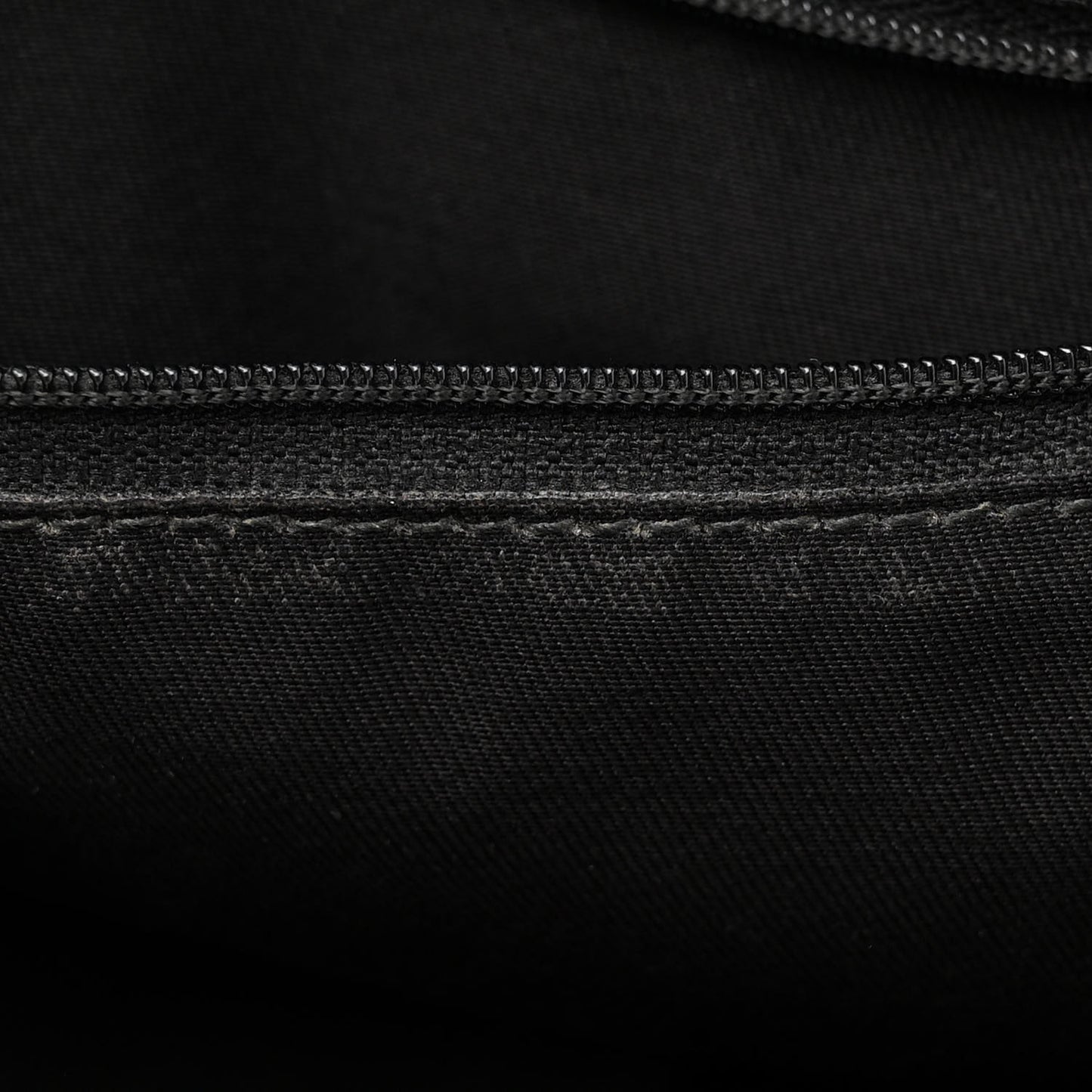 Monogram Medium Sukey Black