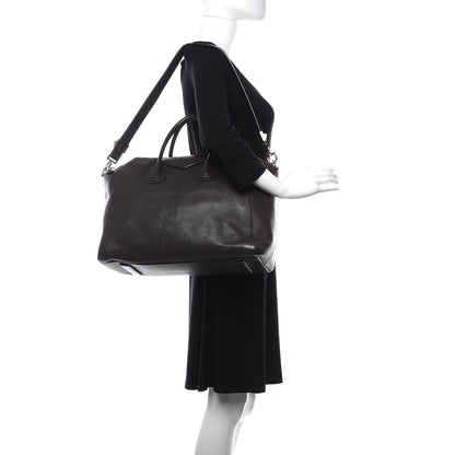 Givenchy Sugar Goatskin Medium Antigona Dark Brown 2 of 16