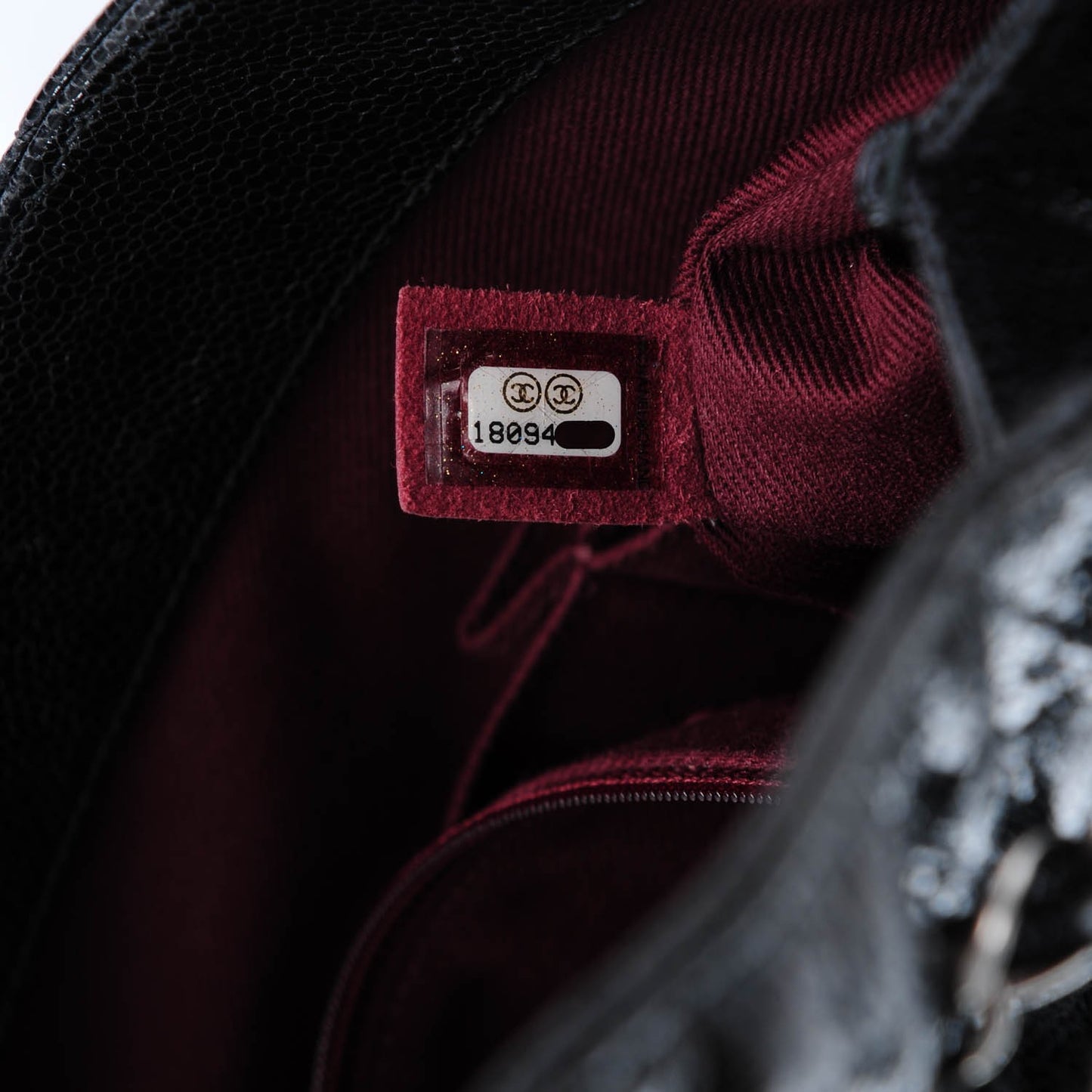Crumpled Grained Calfskin Jumbo CC Crave Flap Black