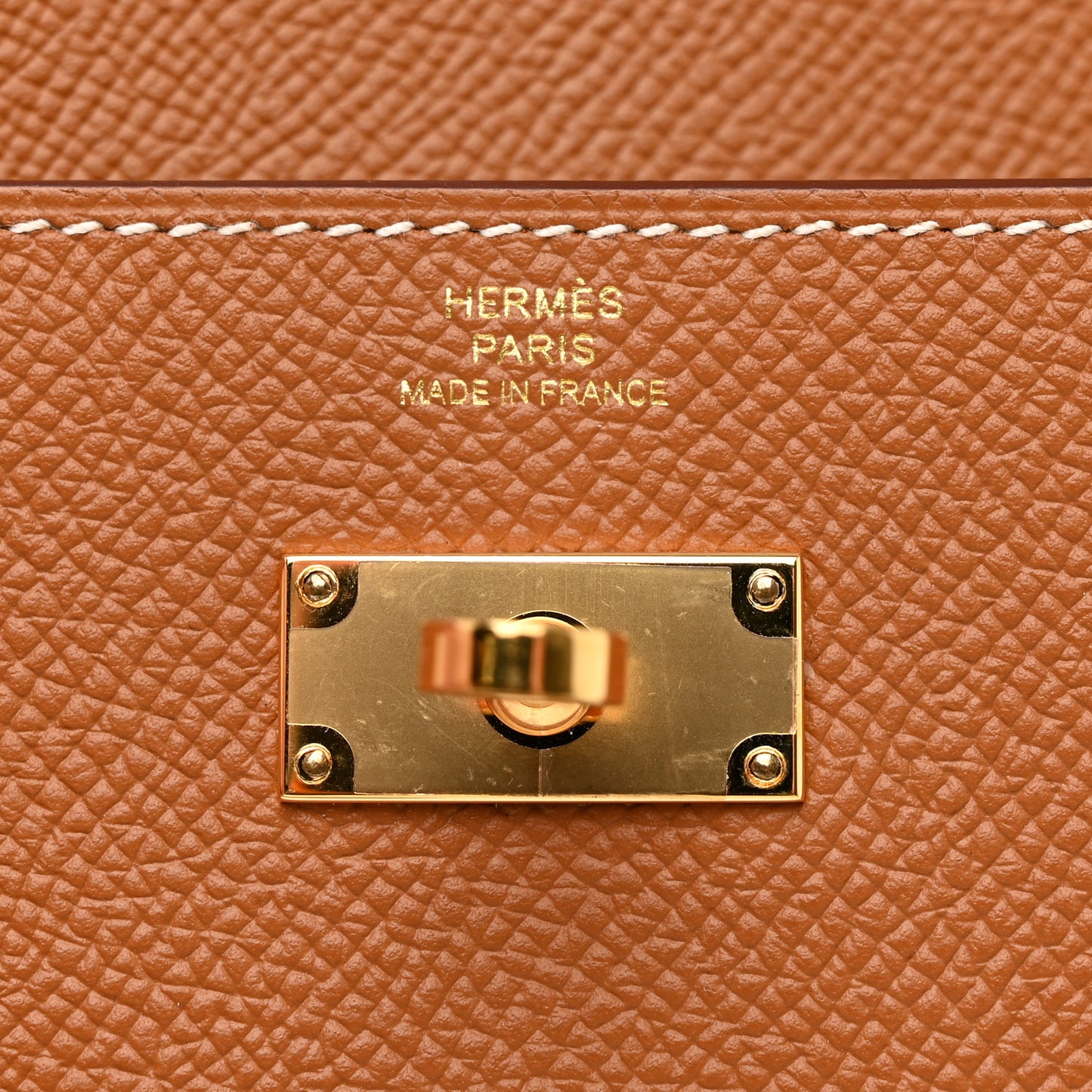 Epsom Kelly Longue Wallet Gold