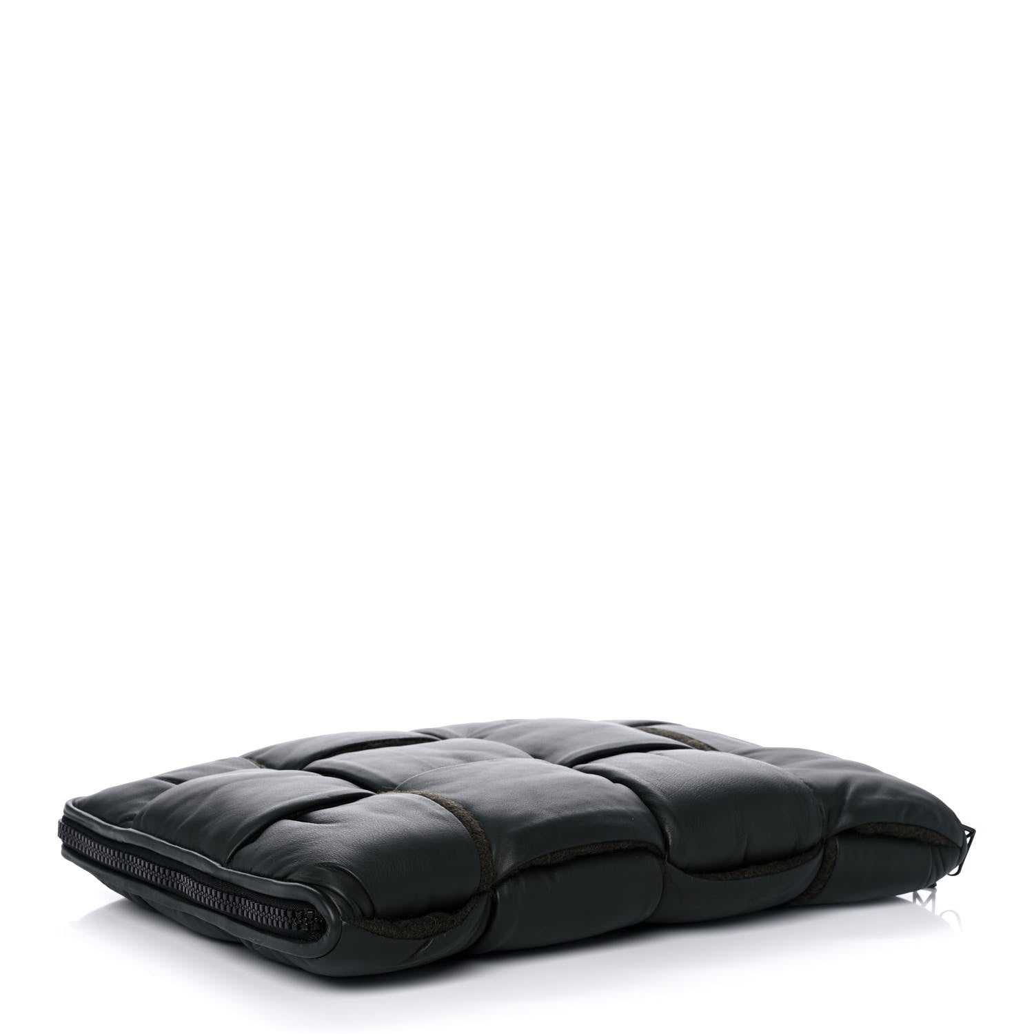 Bottega Veneta Calfskin Maxi Intrecciato Puffy Laptop Pouch Black 4 of 8