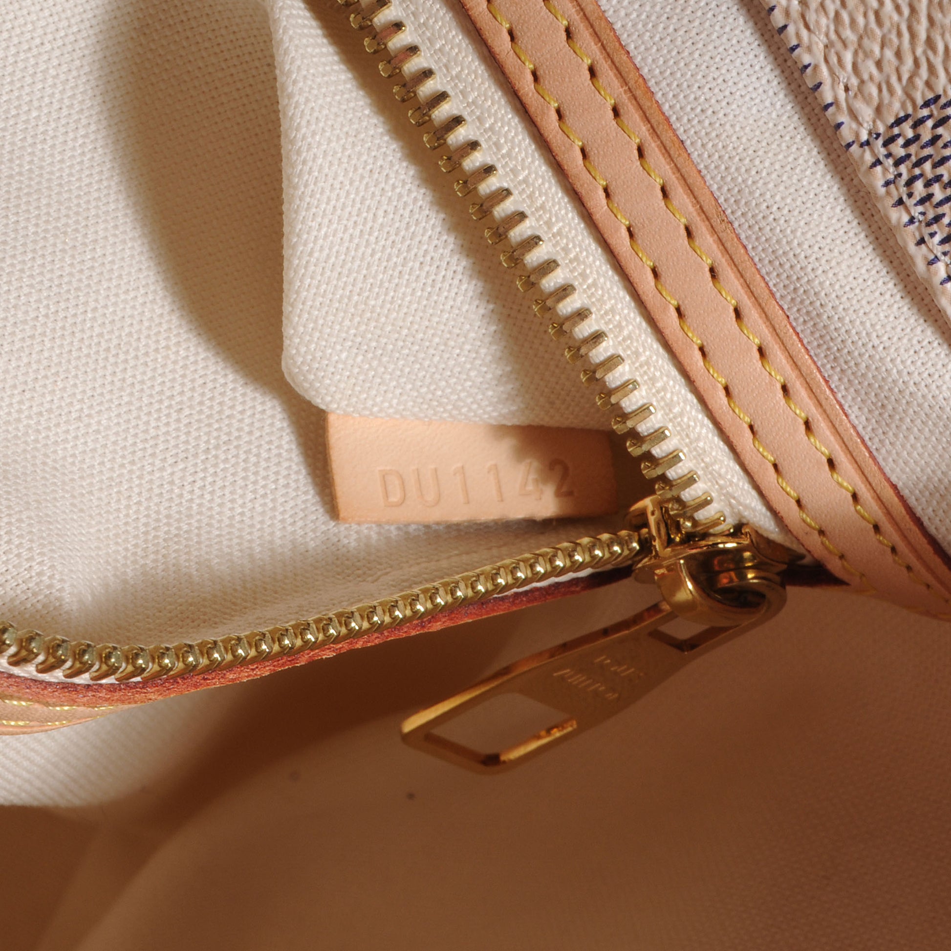 Louis Vuitton Damier Azur Beach Cabas PM 7 of 7