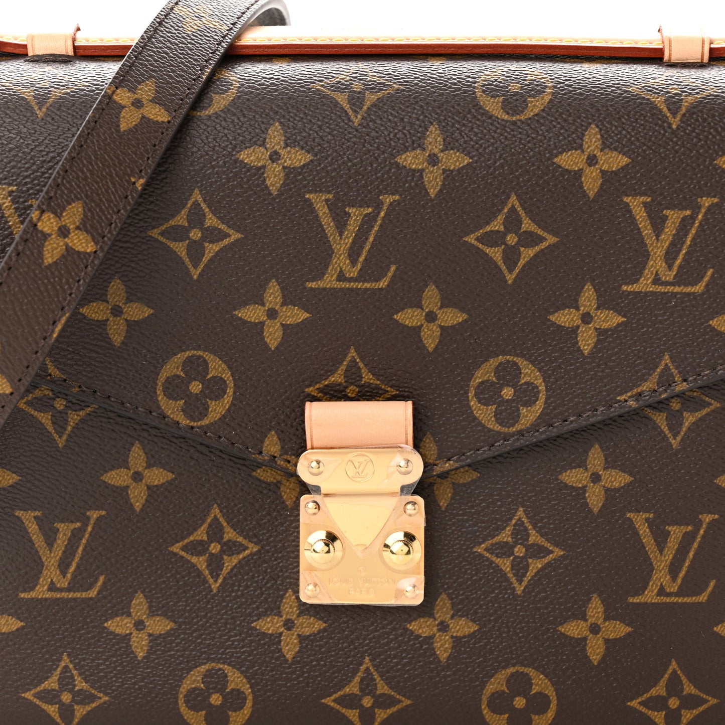 Monogram Pochette Metis