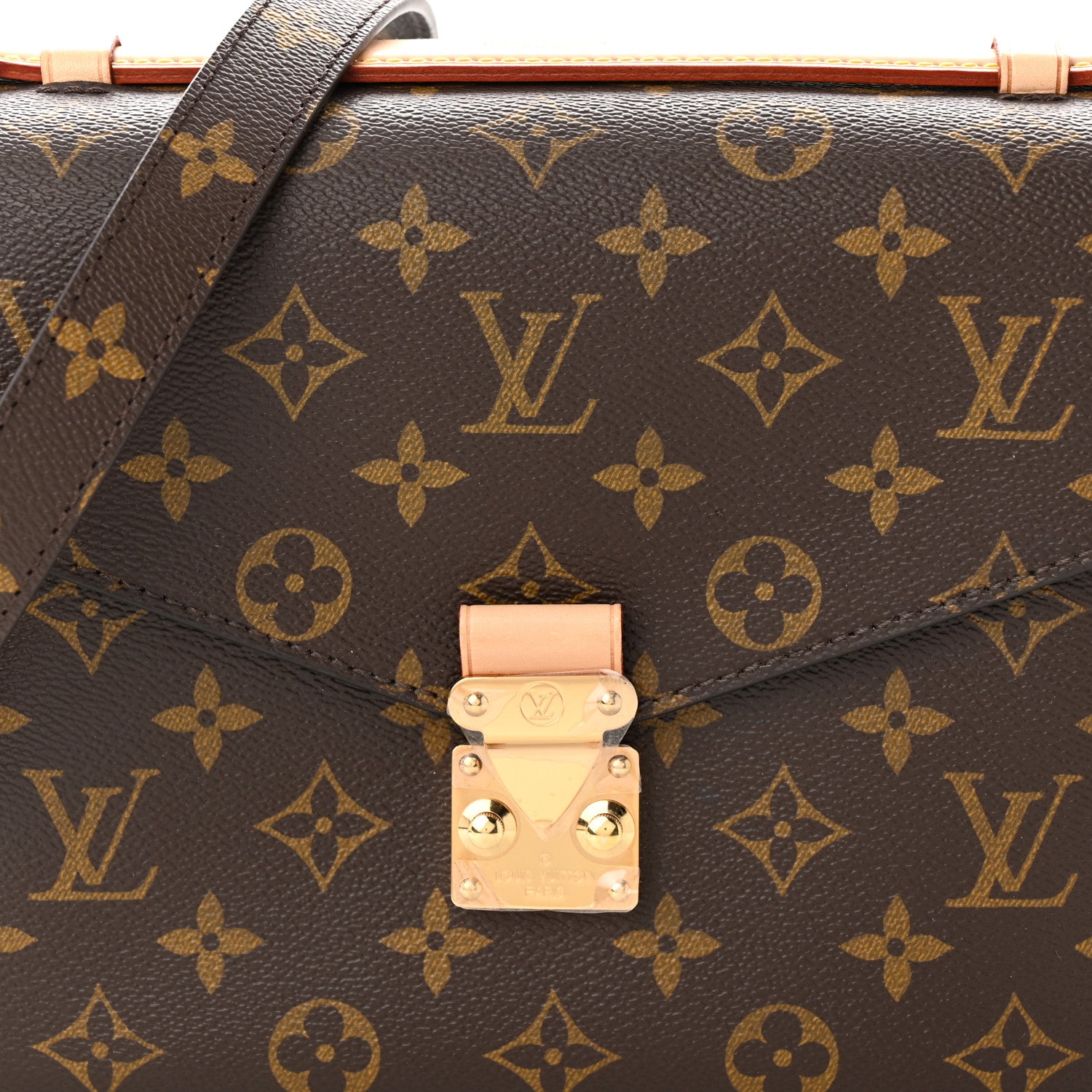 Louis Vuitton Monogram Pochette Metis 8 of 11