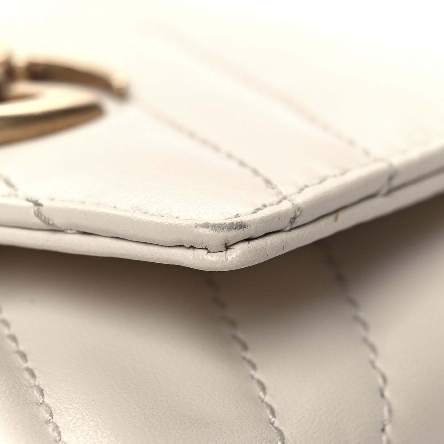 Calfskin Matelasse Mini GG Marmont Crossbody Bag White