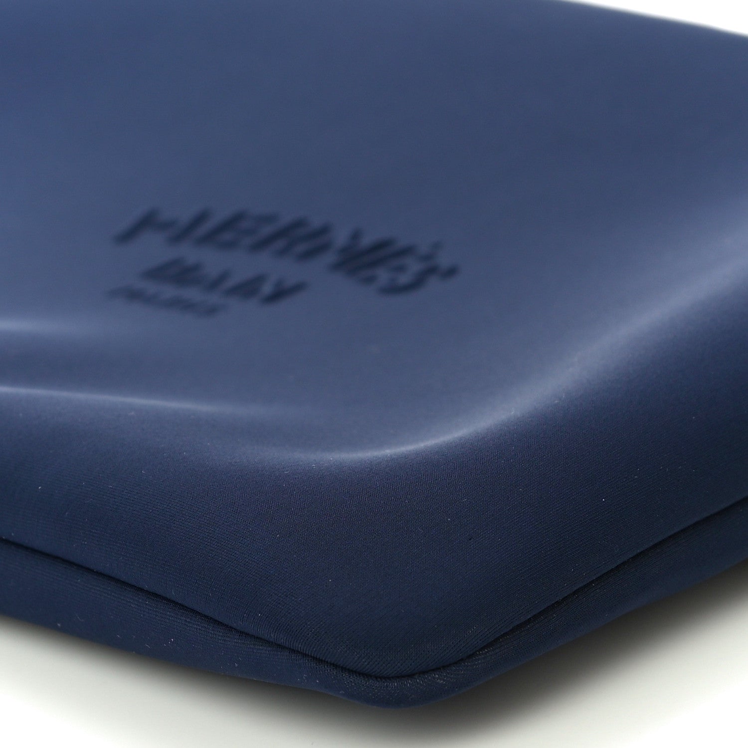 Hermes Neoprene Large Neobain Case Marine 8 of 9