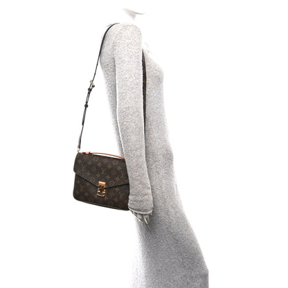 Louis Vuitton Monogram Pochette Metis 2 of 10