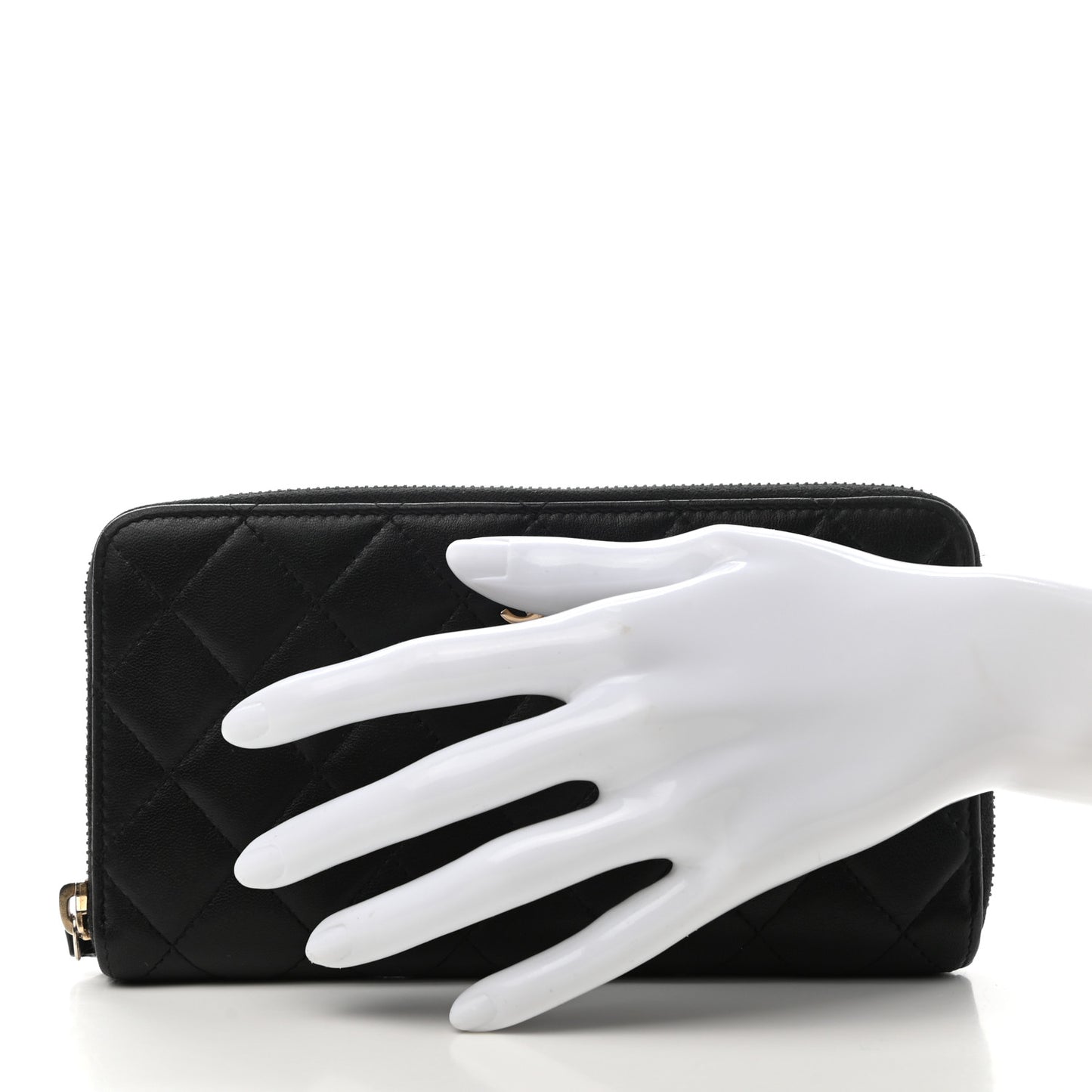 Lambskin Quilted Large Gusset Zip Around Wallet Black