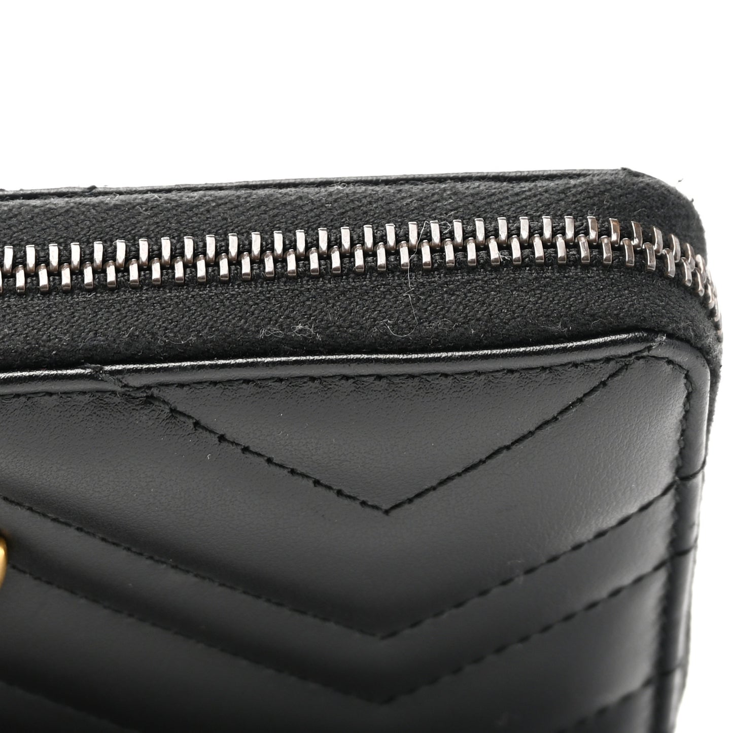 Calfskin Matelasse GG Marmont Zip Around Wallet Black