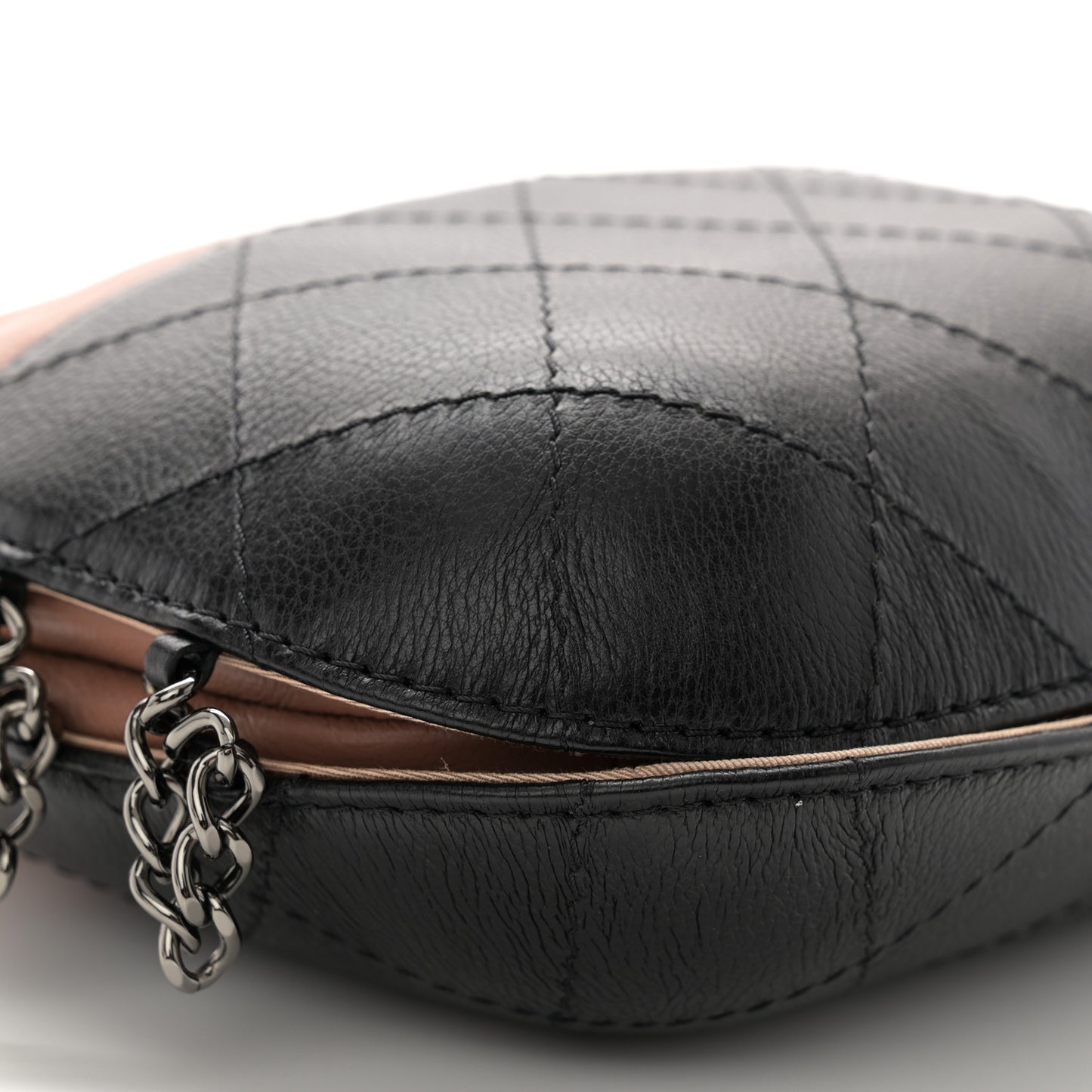 Calfskin Quilted Small Gabrielle Bucket Beige Black