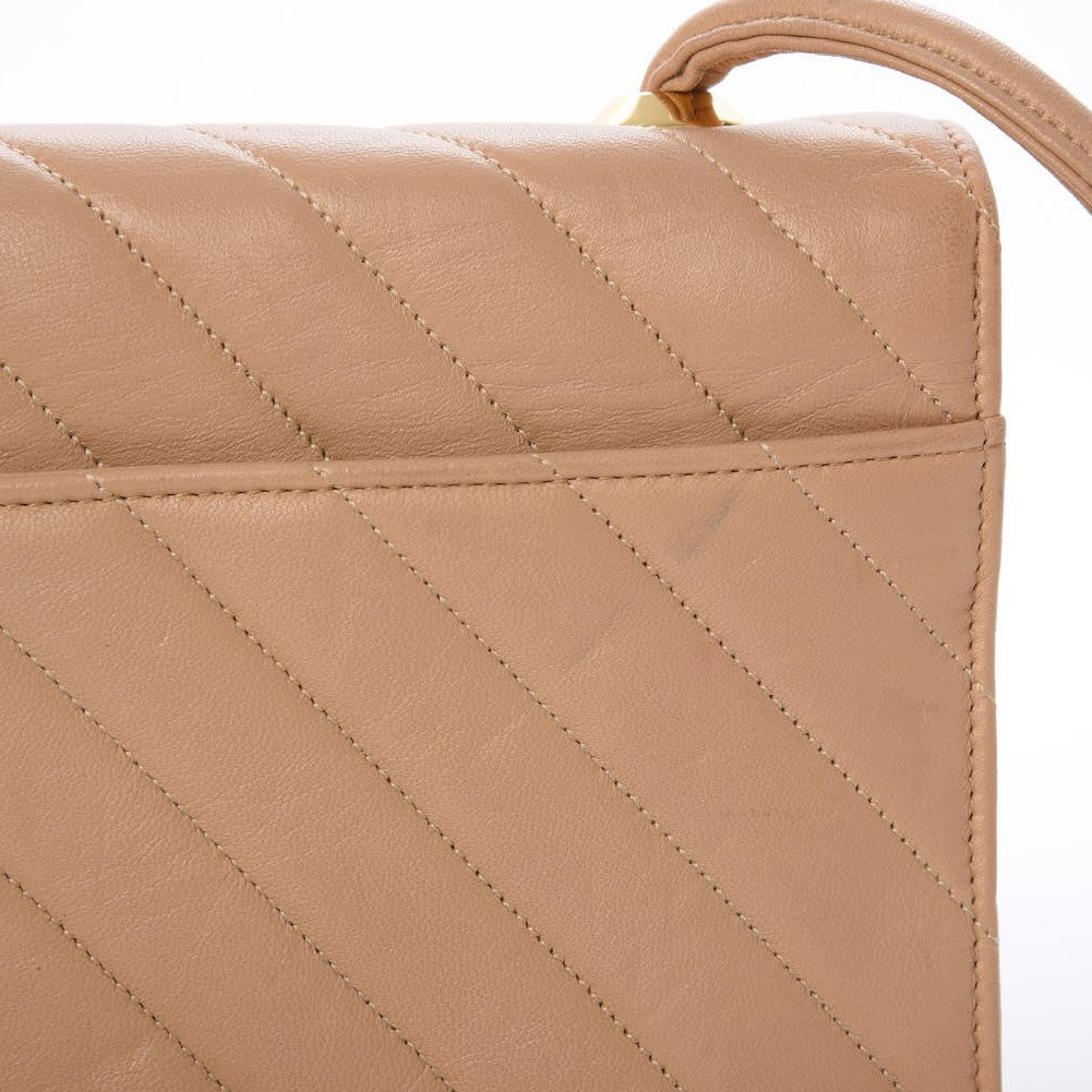 Lambskin Chevron Flap Beige