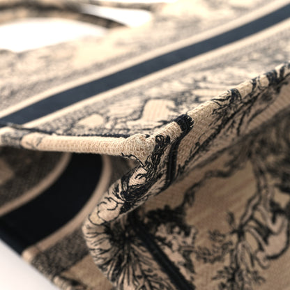 Christian Dior Canvas Embroidered Medium Dioriviera Toile De Jouy Book Tote Black 11 of 14