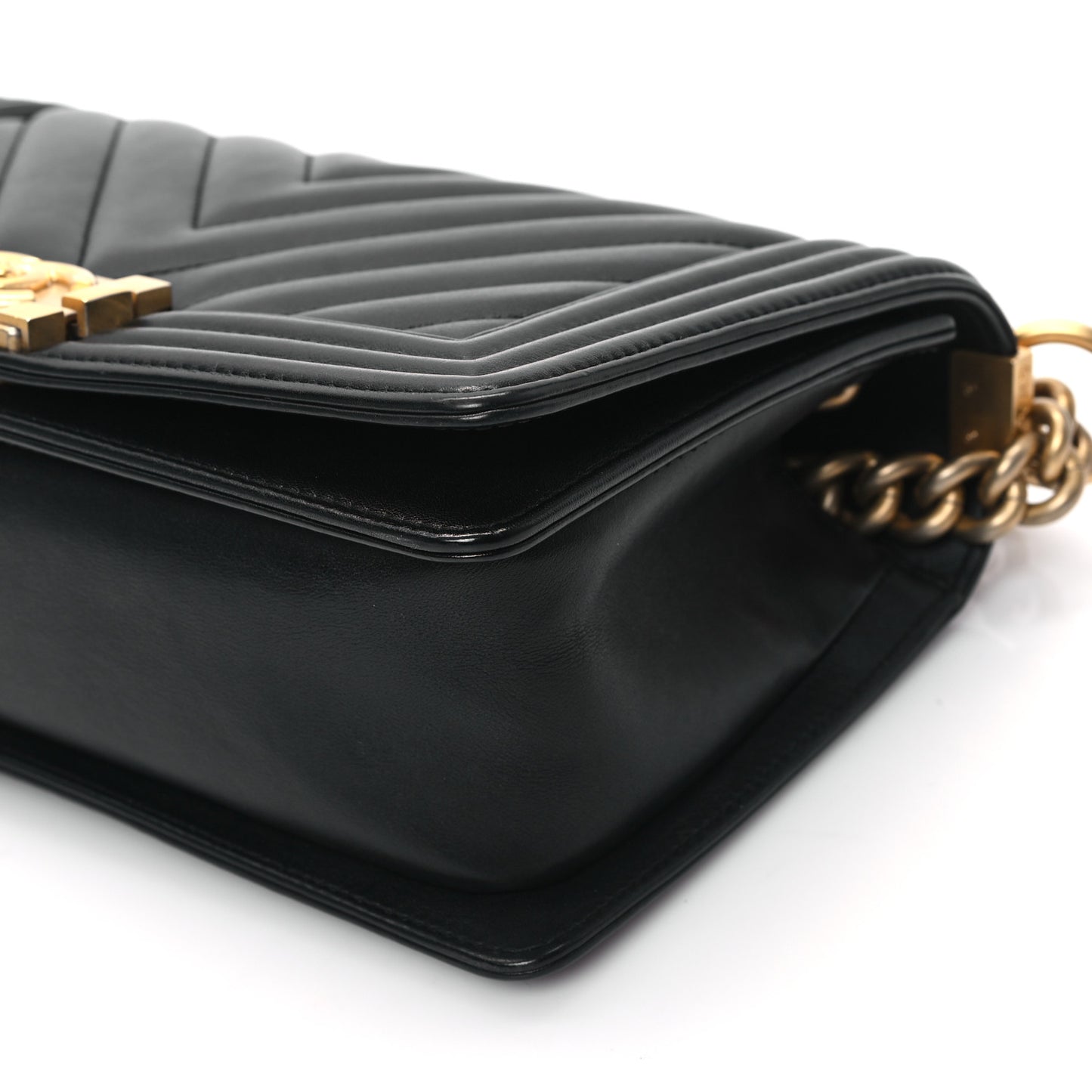 Calfskin Chevron Quilted Medium Boy Flap Black