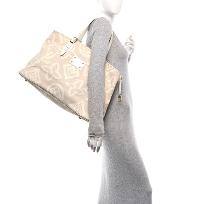 Louis Vuitton Tahitienne Cabas GM Sandy 2 of 10