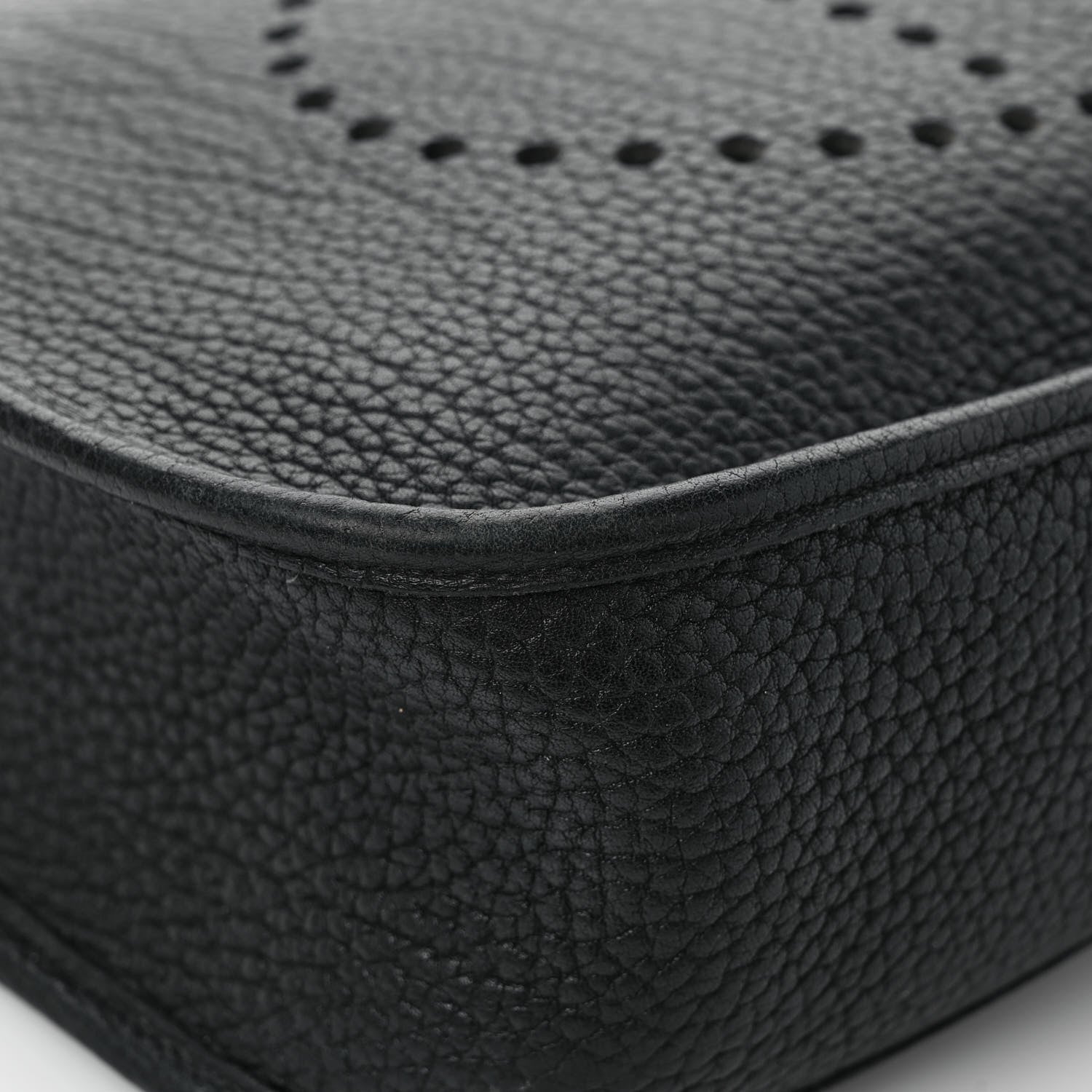 Hermes Fjord Evelyne GM Black 9 of 10