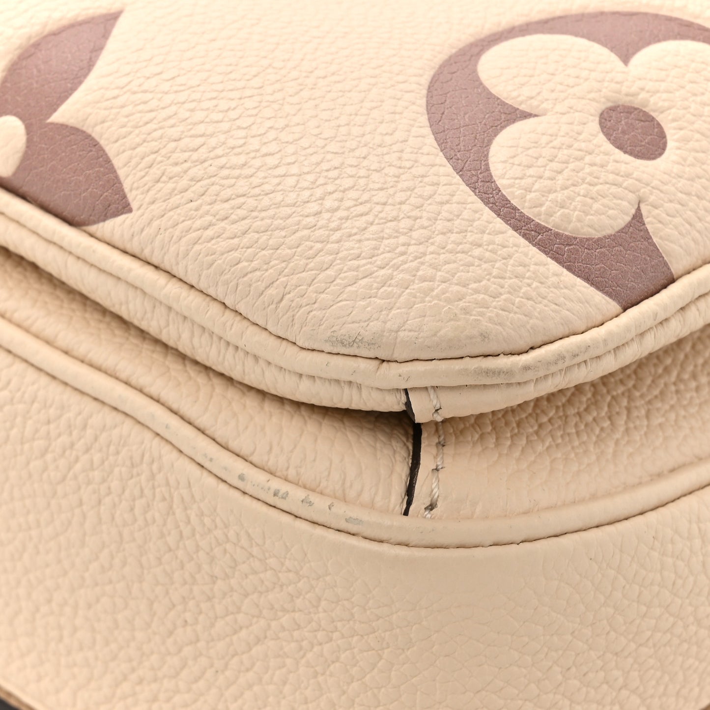 Empreinte Monogram Giant Pochette Metis Creme Bois de Rose