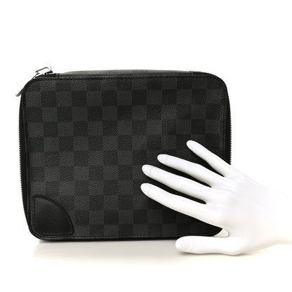 Louis Vuitton Damier Graphite Horizon Accessories Pouch 2 of 8