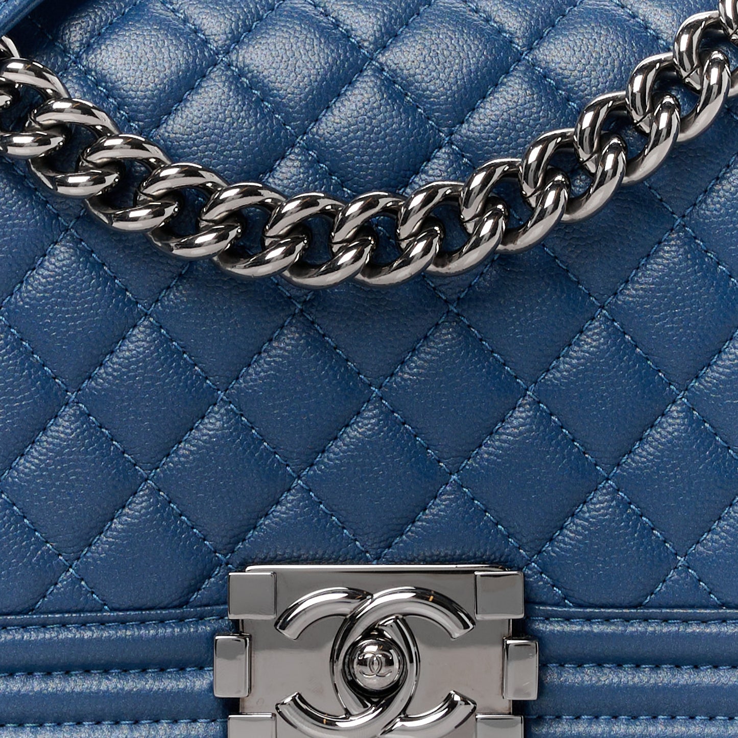 Caviar Quilted Medium Boy Flap Blue