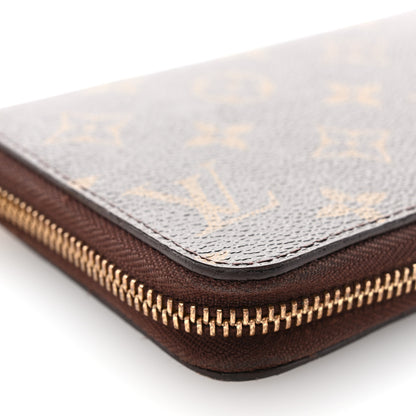Louis Vuitton Monogram Zippy Wallet 10 of 10