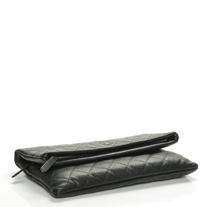 Chanel Caviar Quilted CC Beauty Clutch Black 4 of 7