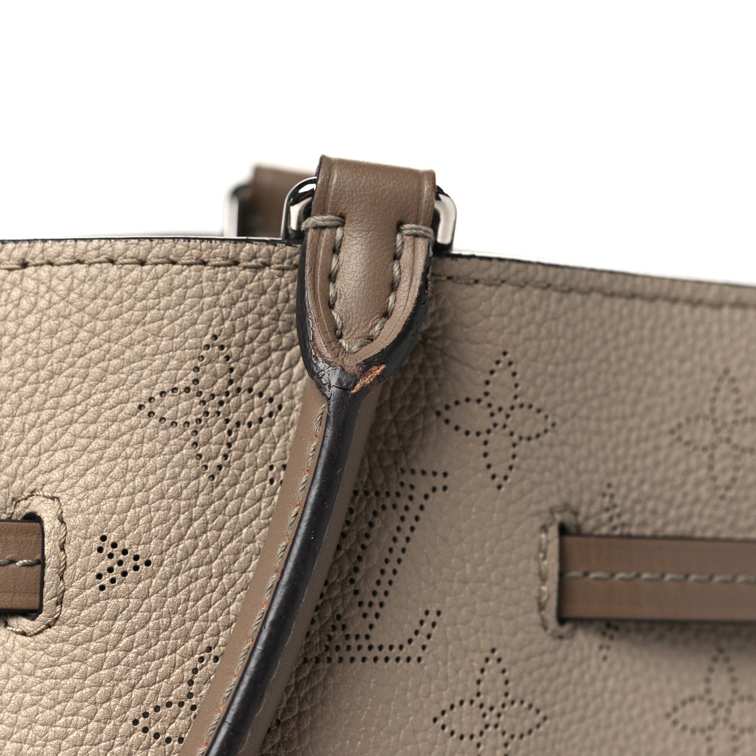 Louis Vuitton Mahina Girolata Galet 12 of 12