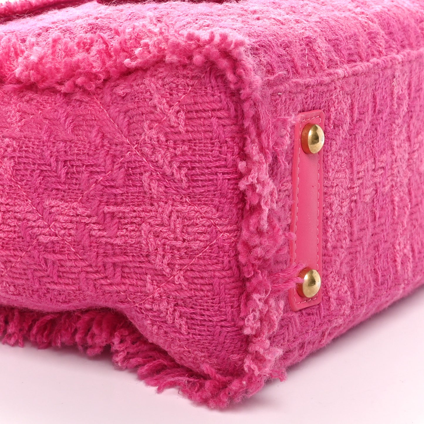 Wool Tweed Medium Zipped Shopping Tote Pink