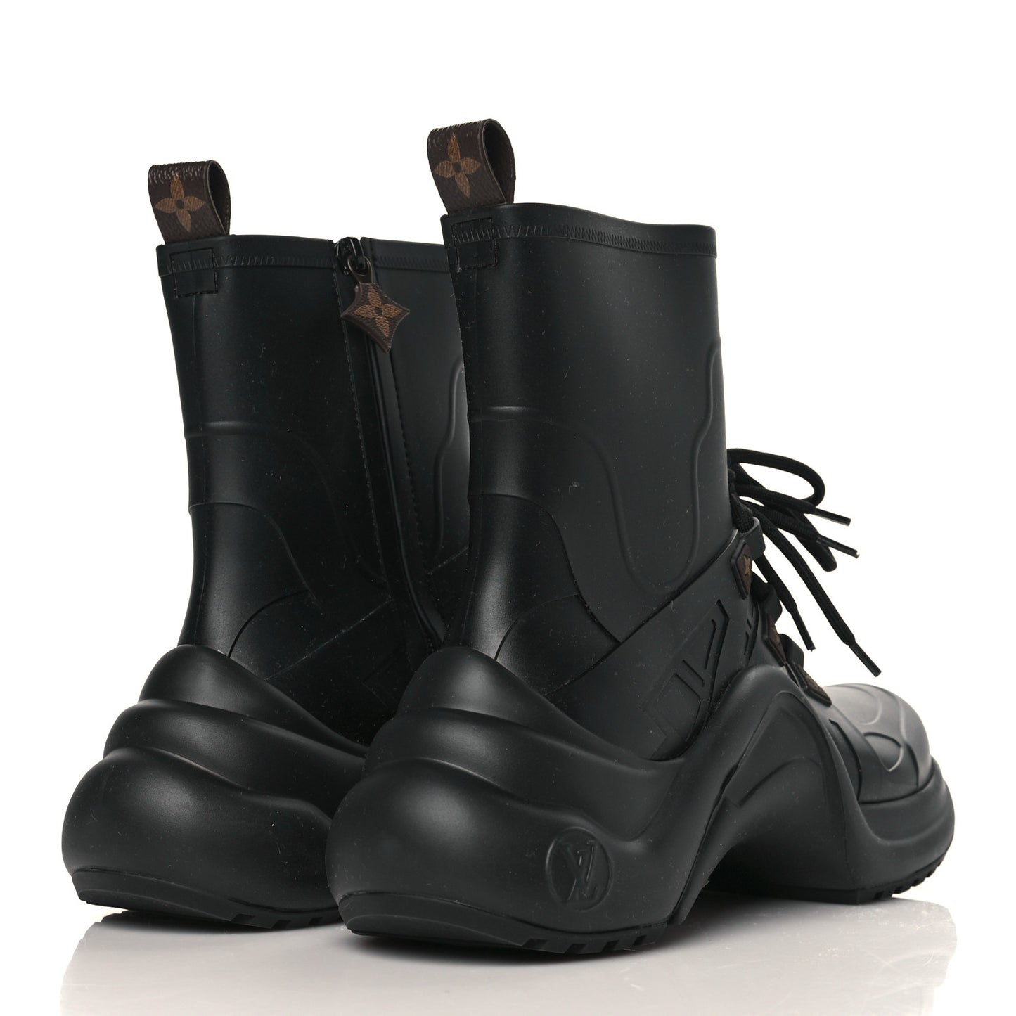 Mat Rubber Monogram LV Archlight Sneaker Boots 38 Black