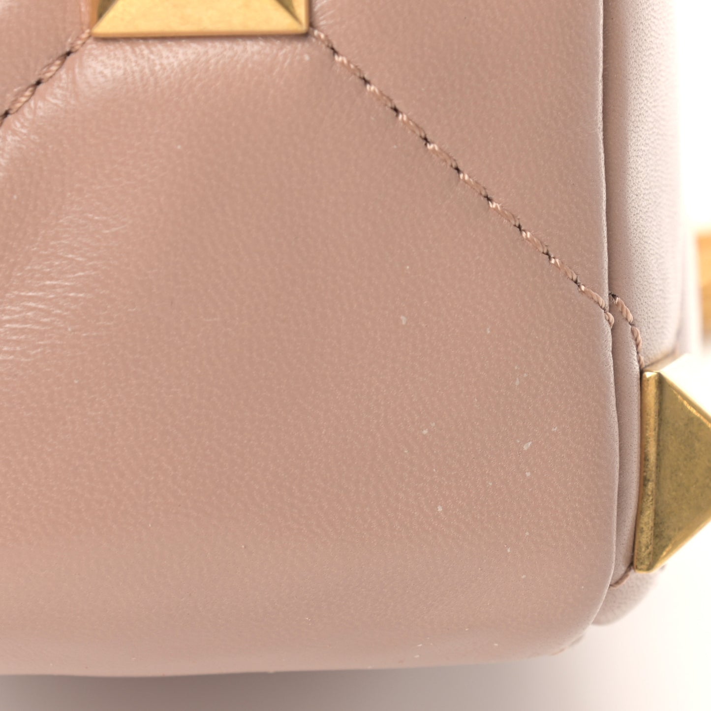 Nappa Medium Roman Stud Shoulder Bag Rose Cannelle