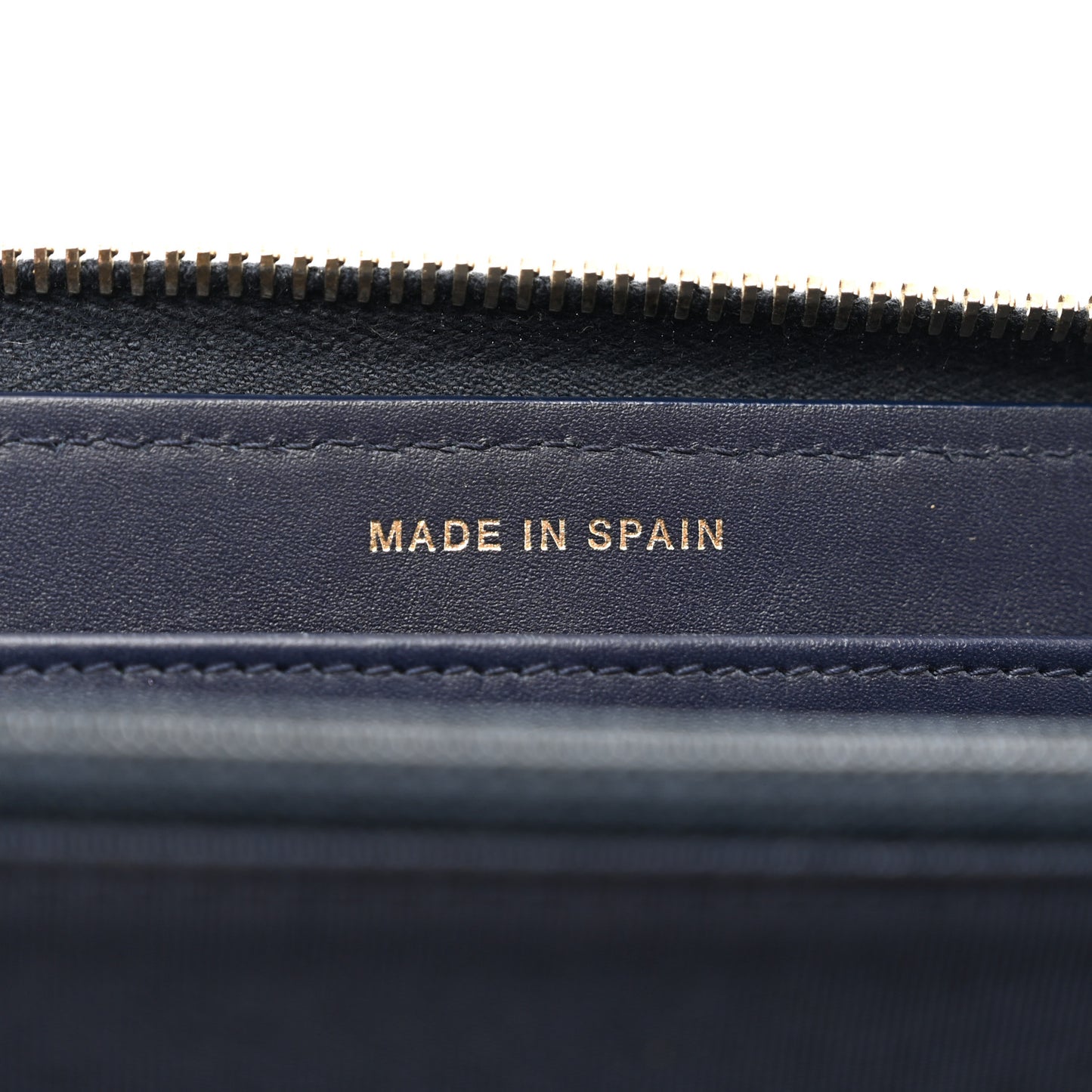 Caviar Quilted Large Gusset Zip Around Wallet Navy